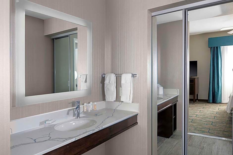 Homewood Suites By Hilton Phoenix Airport South
