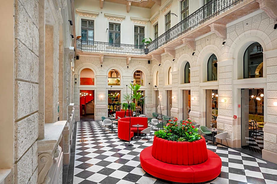 Hotel Oktogon Haggenmacher by Continental Group