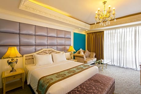 Deluxe Room with Balcony