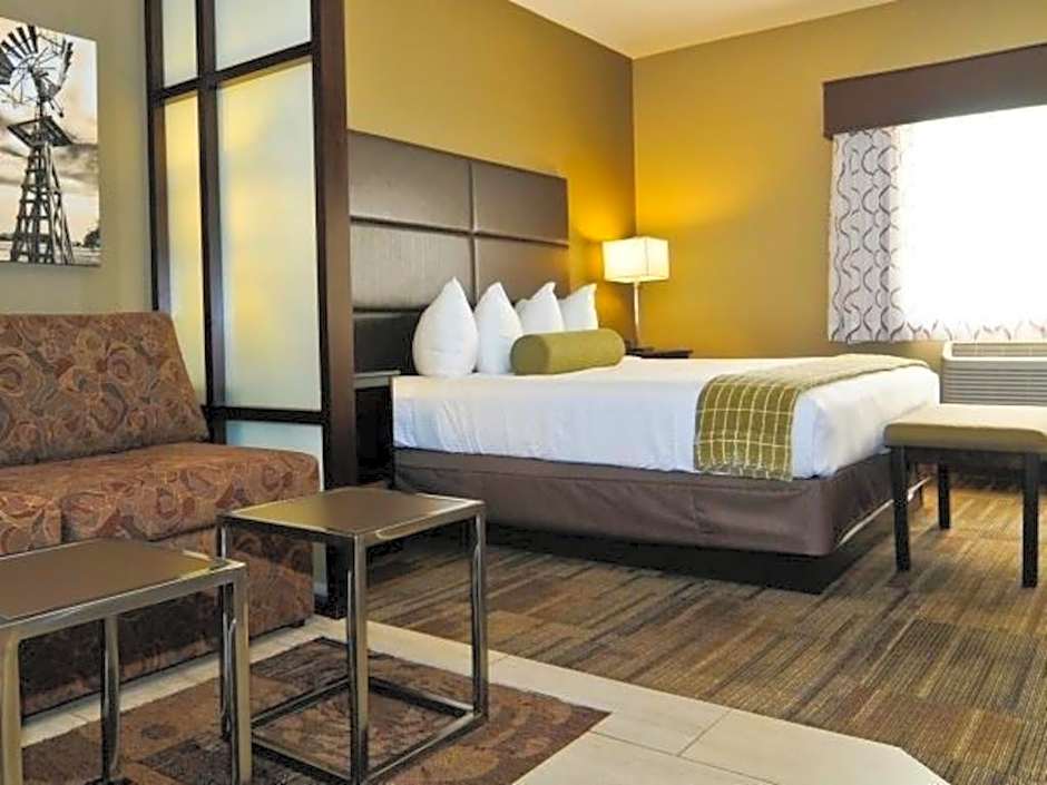 Best Western Plus Night Watchman Inn & Suites