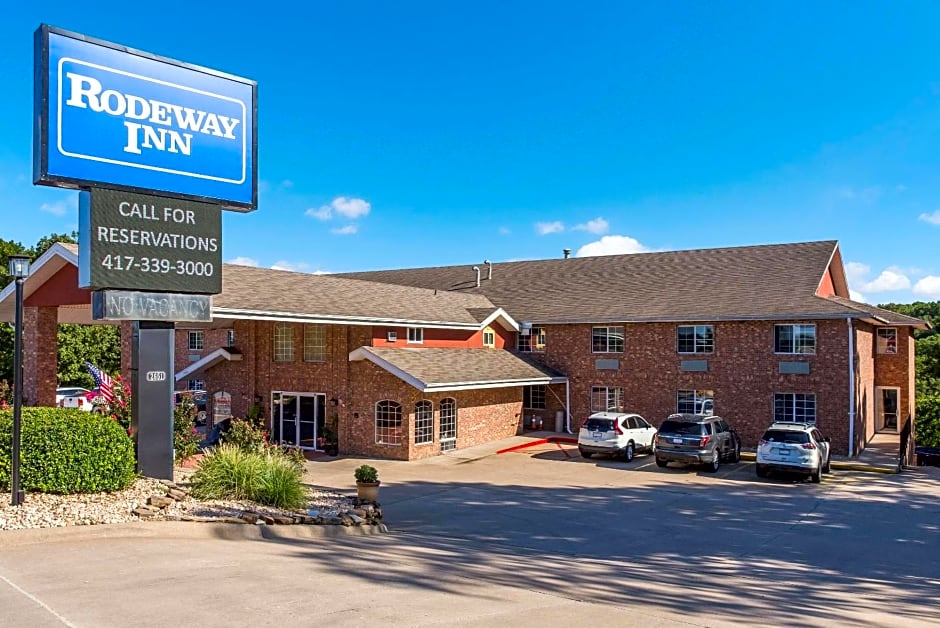 Rodeway Inn Branson, Brick House