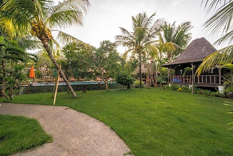Flower Bud Bungalow Balangan