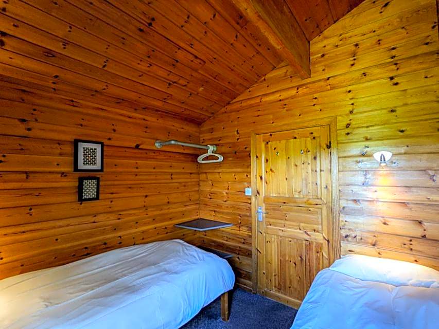 Avallon Lodges