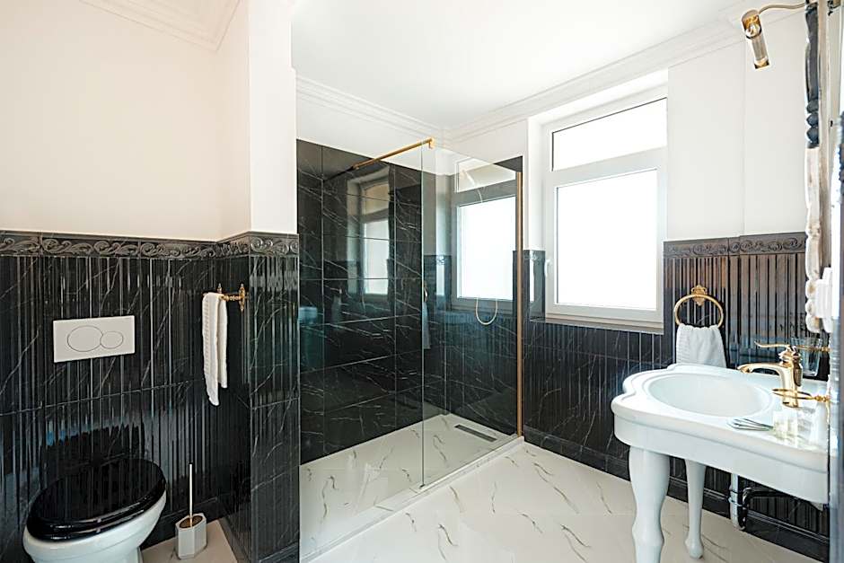 Ateneea Luxury Rooms