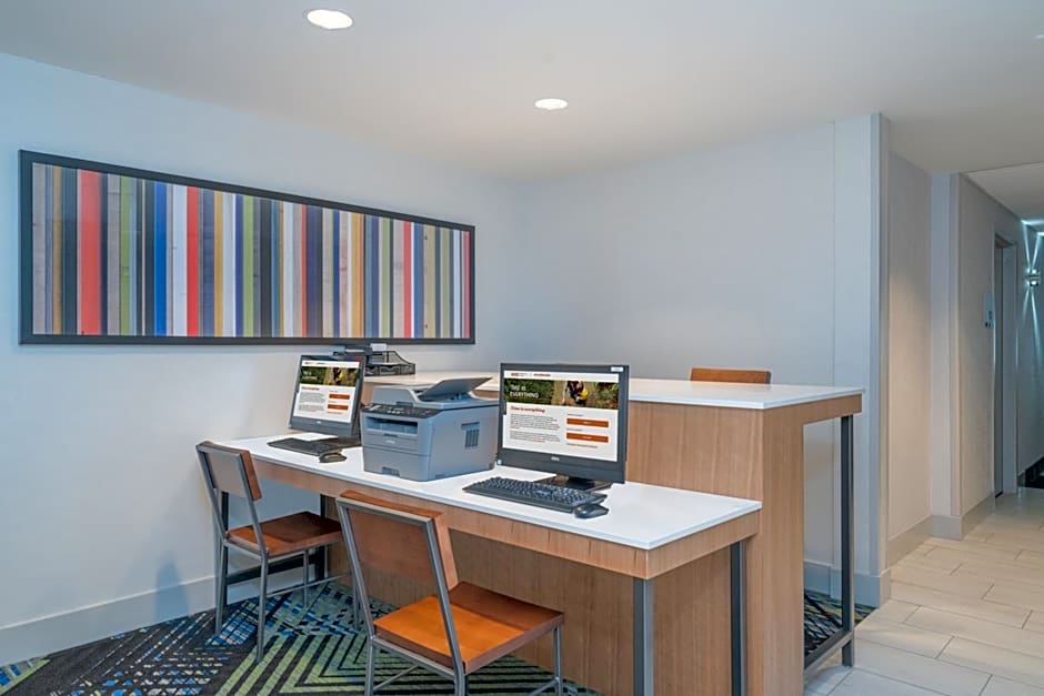 Holiday Inn Express Radcliff Fort Knox By IHG