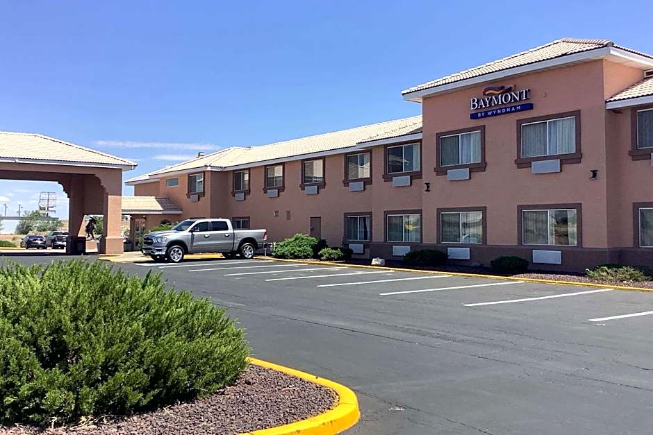 Baymont Inn & Suites by Wyndham