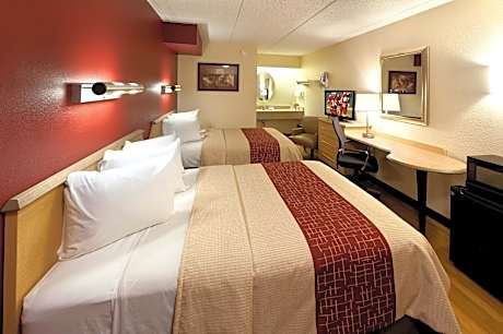 2 Full Beds Smoke Free