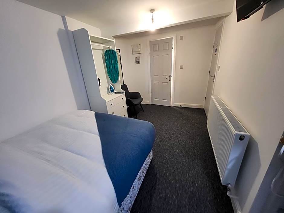 Premier Studios Nottingham - Tring Vale