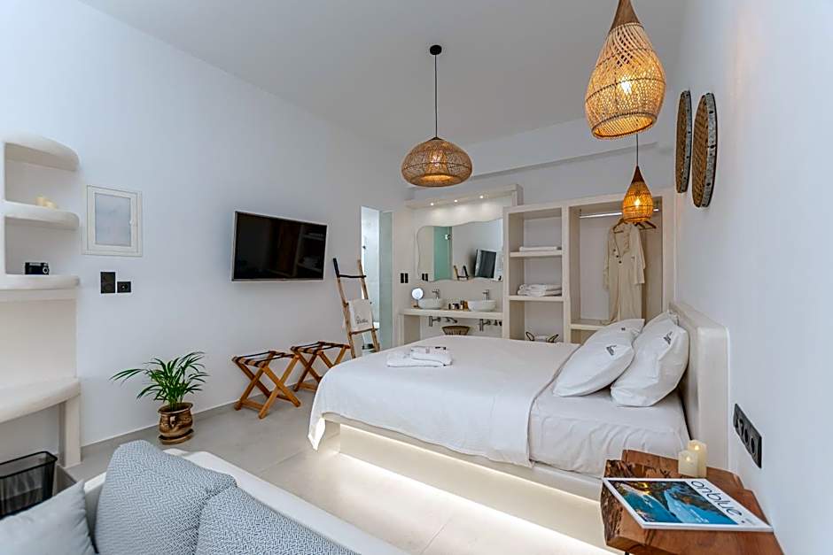 Adama's Suites Naxos