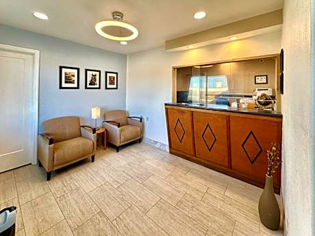 Royal Inn and Suites Charlotte Airport