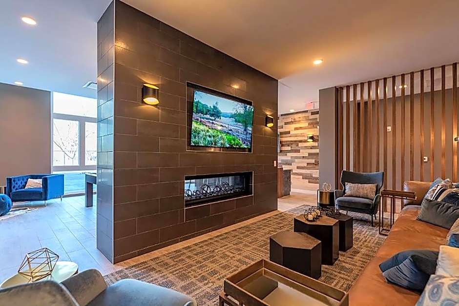 Luxury Furnished Apartments by Hyatus Downtown at Yale
