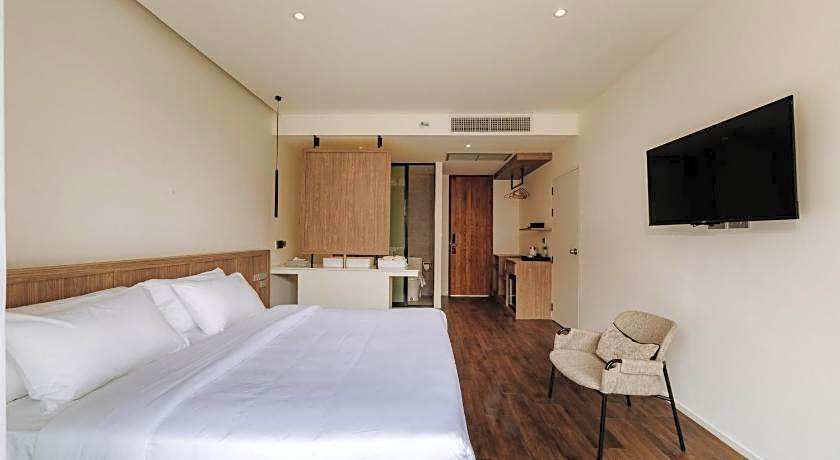 Shanti-Retreat Hotel