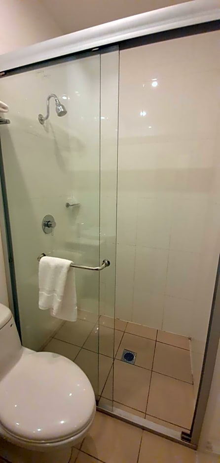 Comfort Hotel Sydney City (formerly City Lodge Hotel)