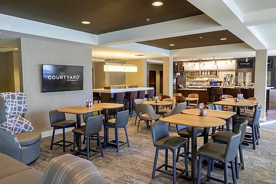 Courtyard by Marriott Cleveland Willoughby