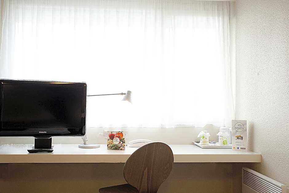 Campanile Dinan - Taden