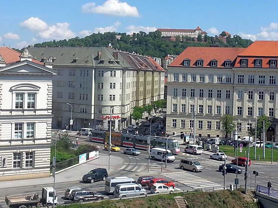 A-Austerlitz Hotel