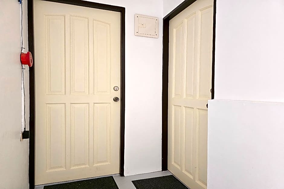 Surfside Hostel LU Surf Town