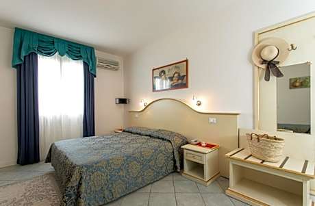 Triple Room with Balcony