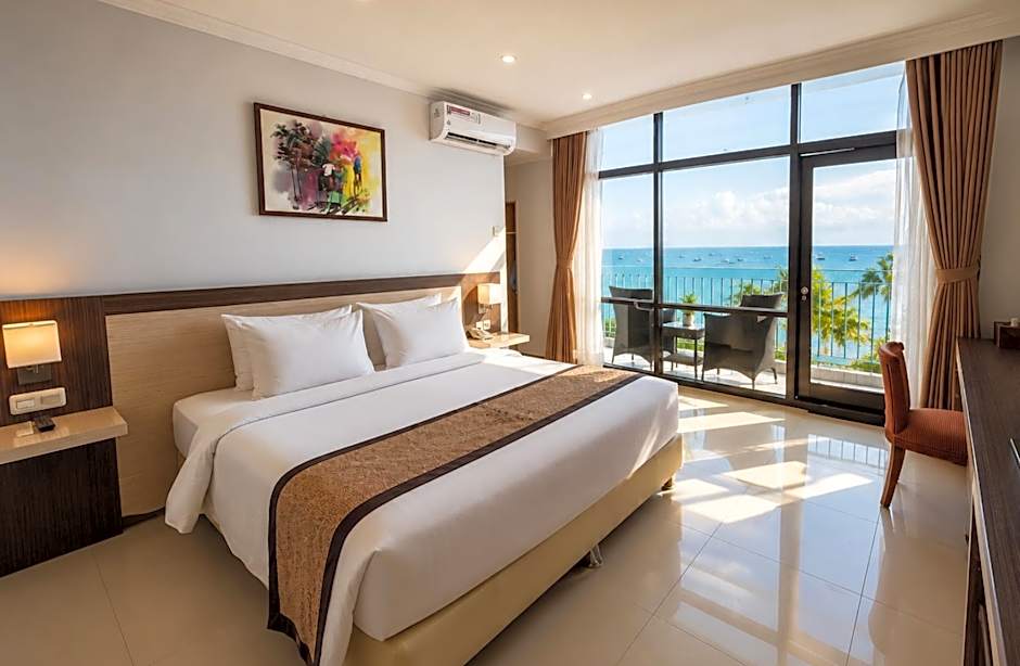 Grand Inna Samudra Beach