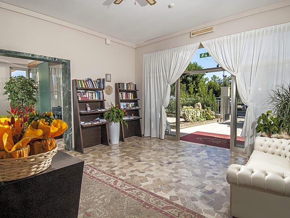New Hotel Chiari