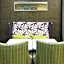 Holiday Inn Express Hotel & Suites St. Paul - Woodbury By IHG