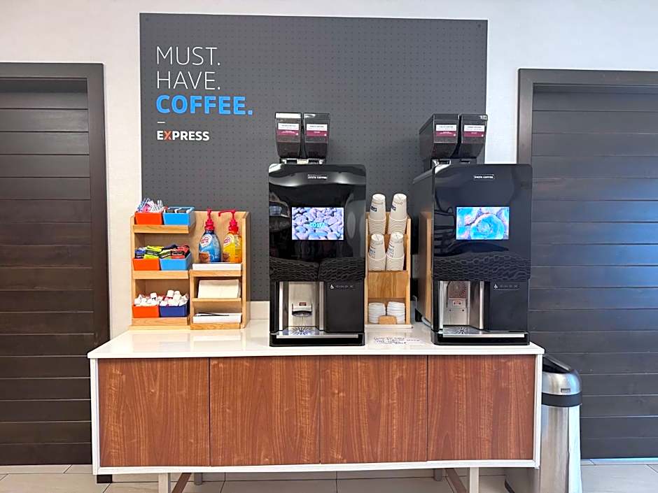 Holiday Inn Express Hotel & Suites Cedar City By IHG