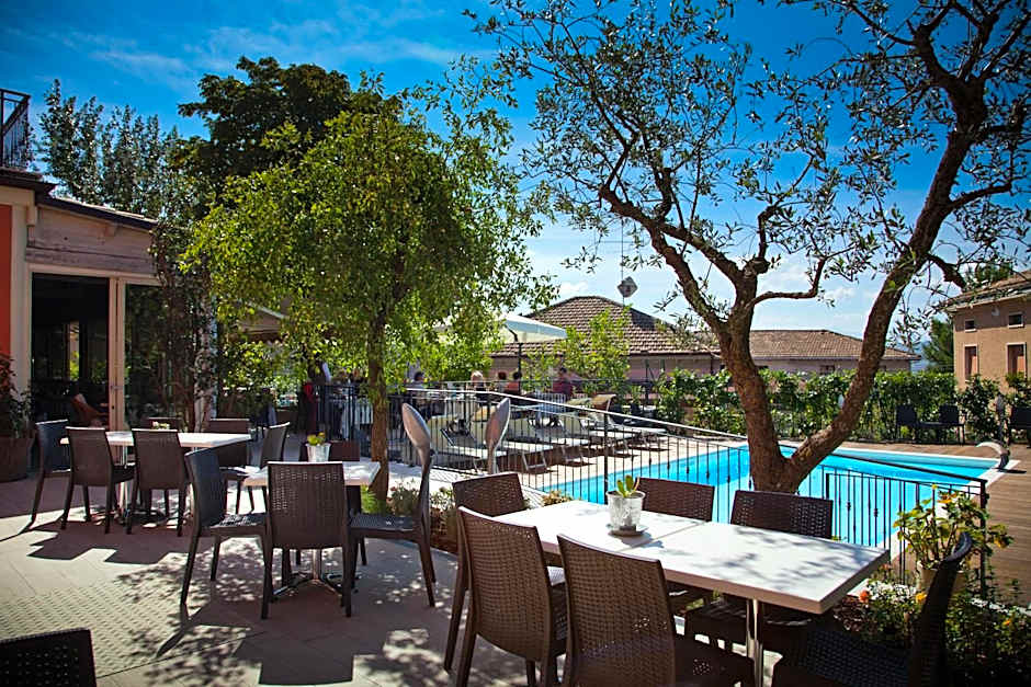 Hotel La Palomba