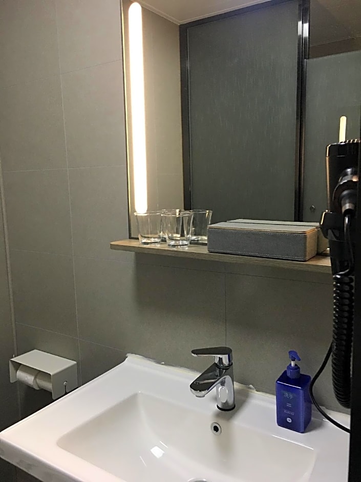 Hanting Hotel Nanjing Xinjiekou Huaqiao Road