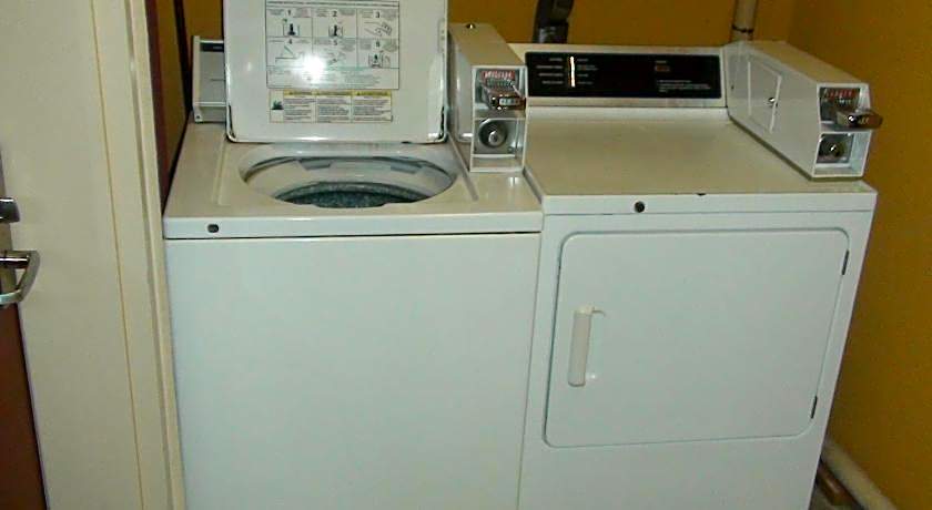 Economy Hotel Plus