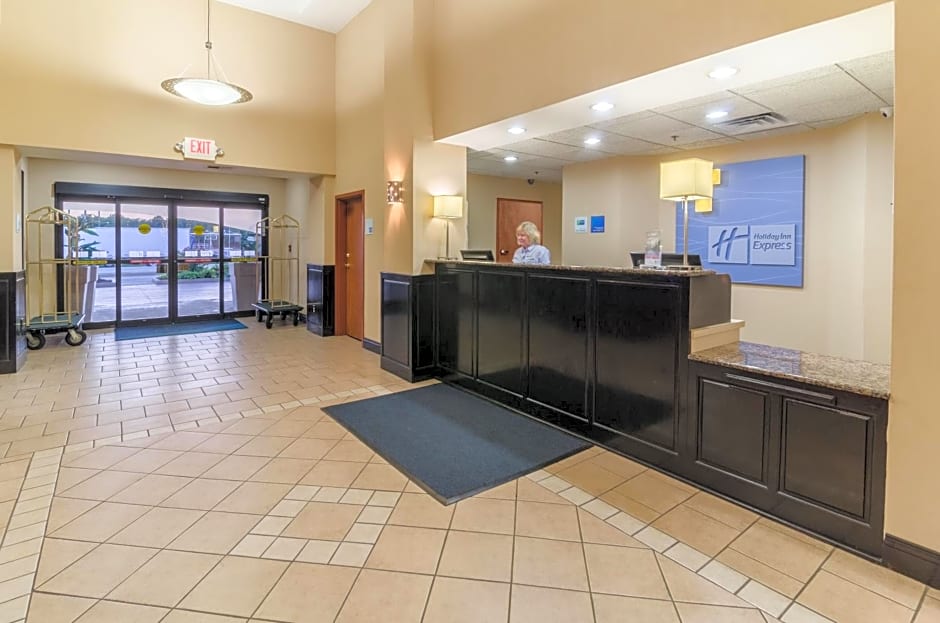 Holiday Inn Express Hotel & Suites Vinita, an IHG Hotel