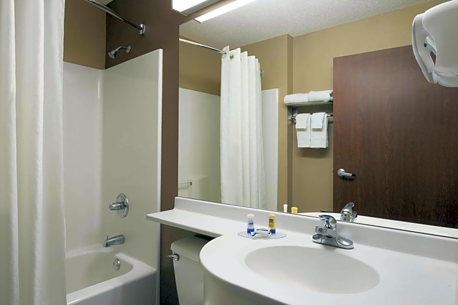 Microtel by Wyndham Cedar Rapids/Marion