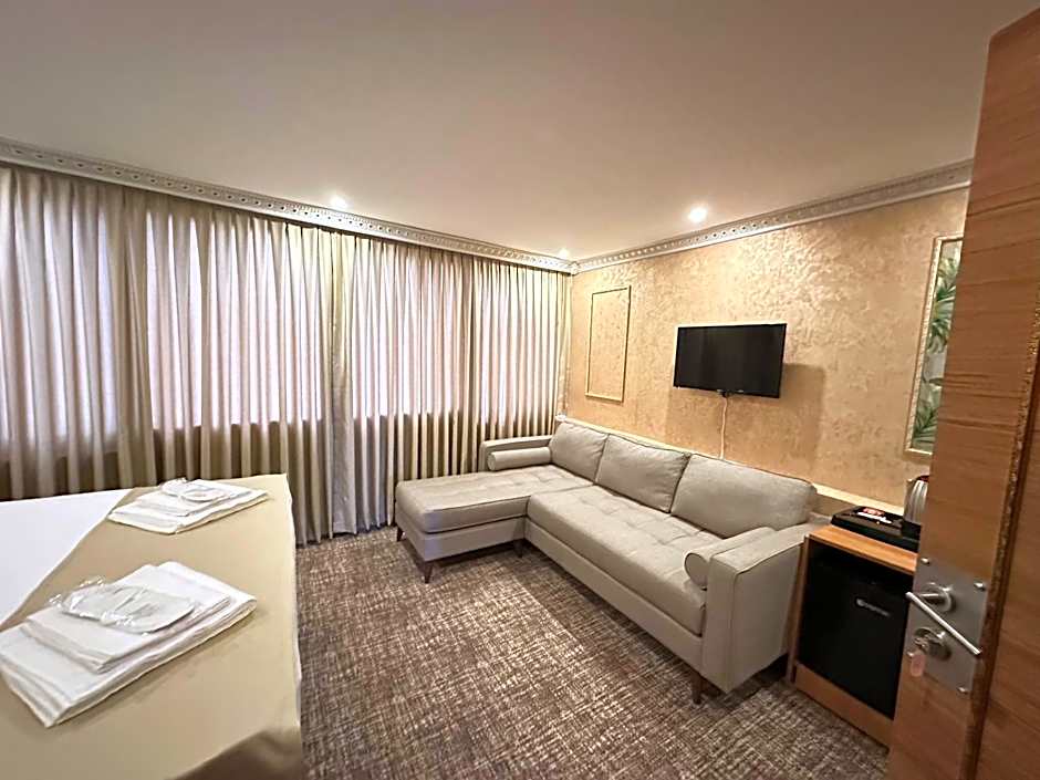 Maranda Suit Hotel