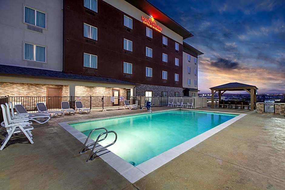 Hawthorn Extended Stay by Wyndham Odessa
