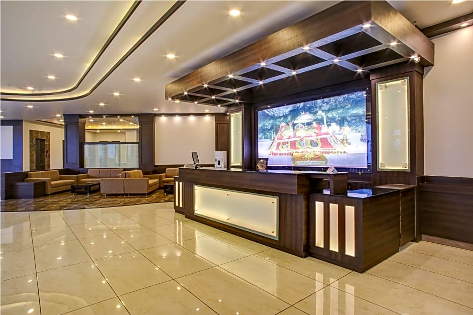 Hotel The Royal Krishna