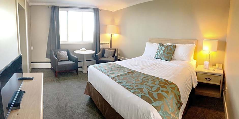 Seasons Inn Halifax