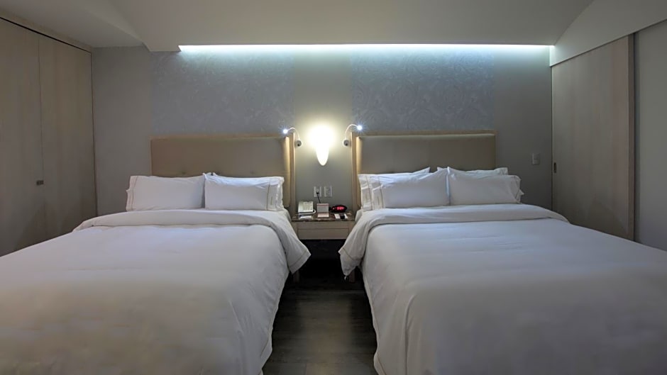 Holiday Inn Express Mexico - Toreo By IHG