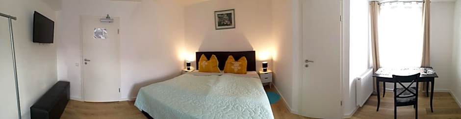 SILONCE Hotels & Restaurant