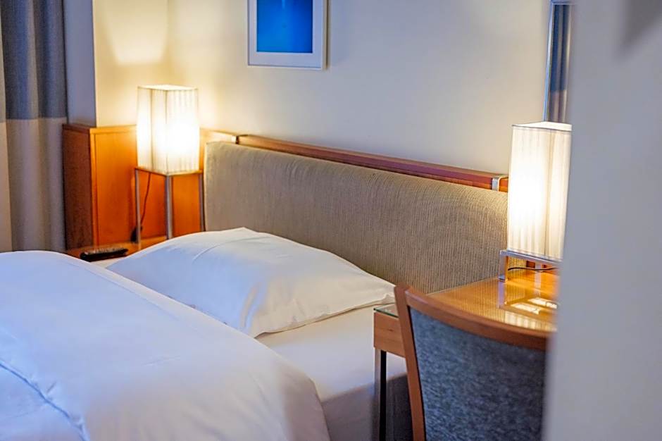 PeakTure Hotel Bucharest