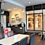Maneerote Hotel Surin