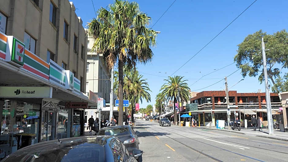 Cosmopolitan Hotel and Apartments