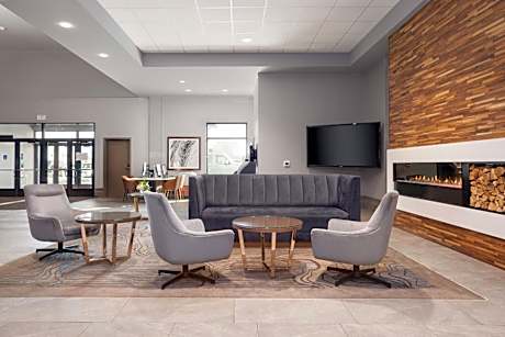 Delta Hotels by Marriott Fargo