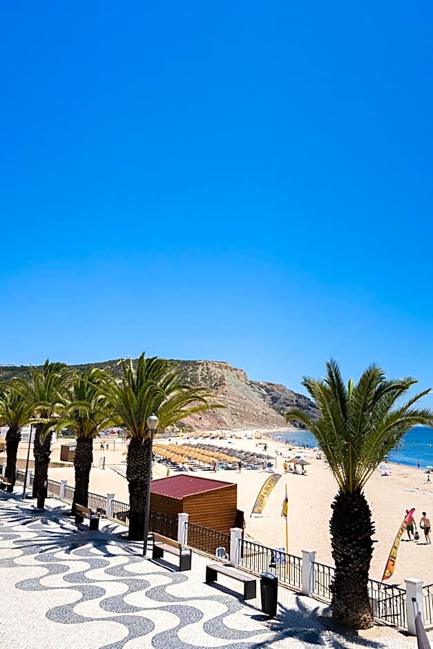 Luz Beach Apartments