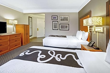 2 Double Beds Mobility Accessible Room