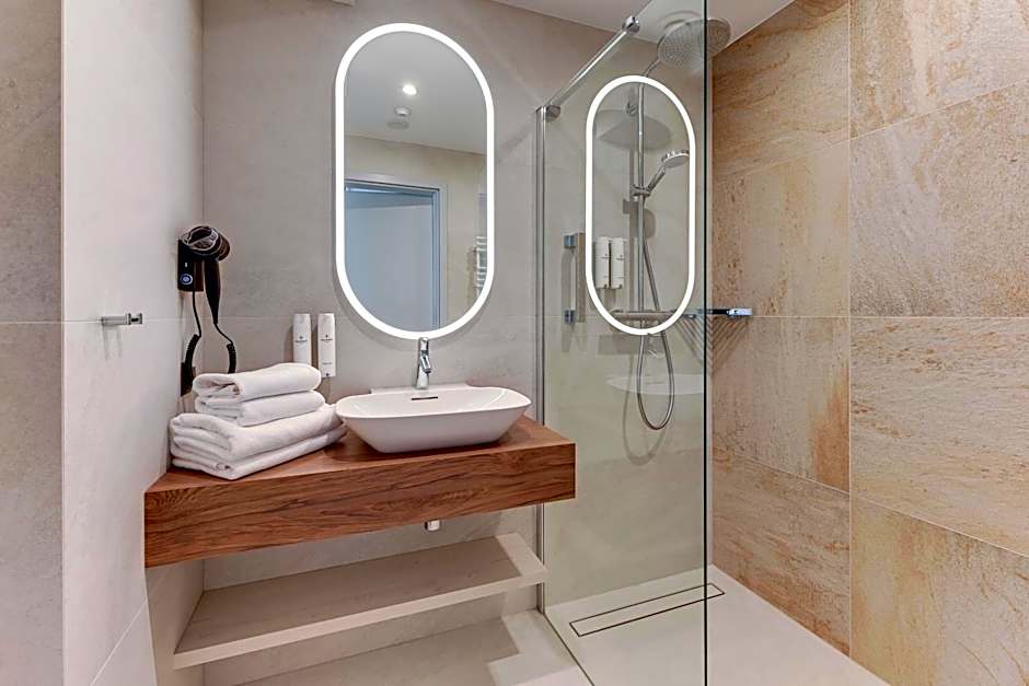 GRANO HOTEL Solmarina