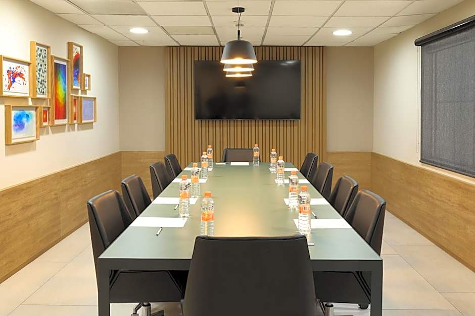Holiday Inn Express Monterrey Galerias-San Jeronimo By IHG