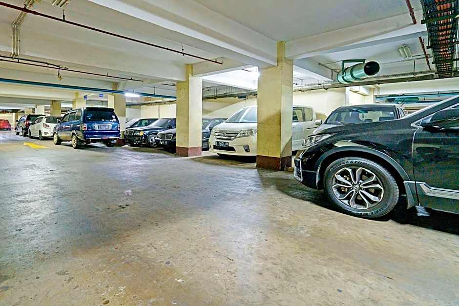 OYO Life 92978 Apartement Gateway Cicadas By Az Pro