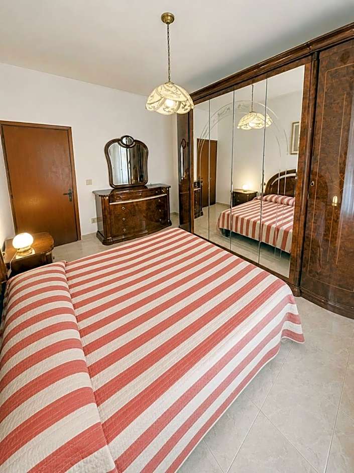 Big Apartment with 3 rooms