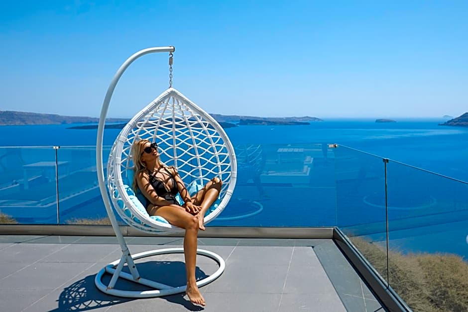 Oia Suites