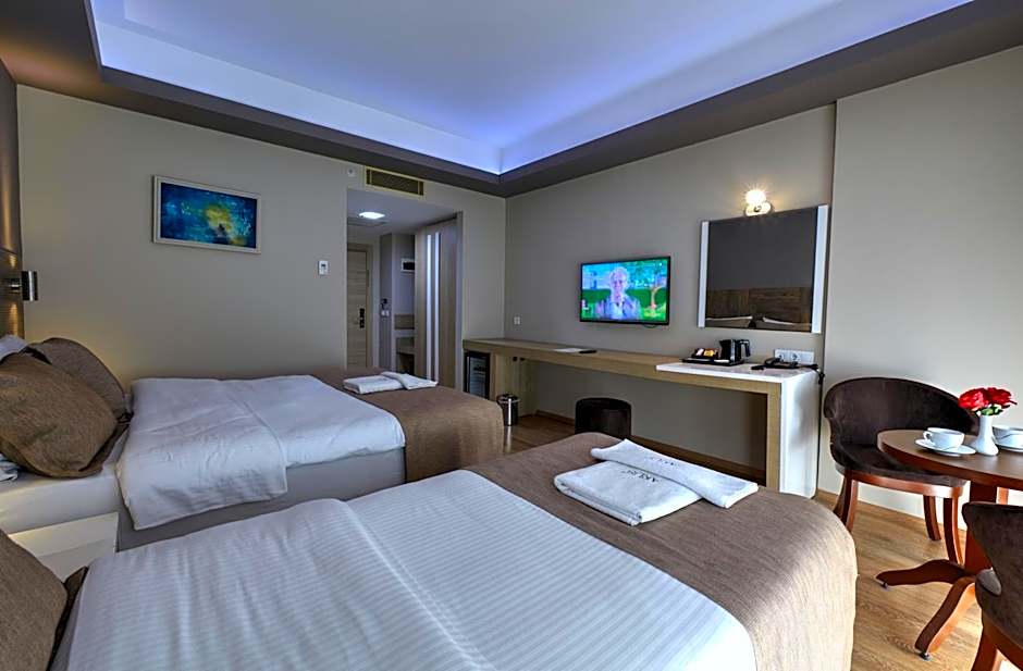 Arus Hotel