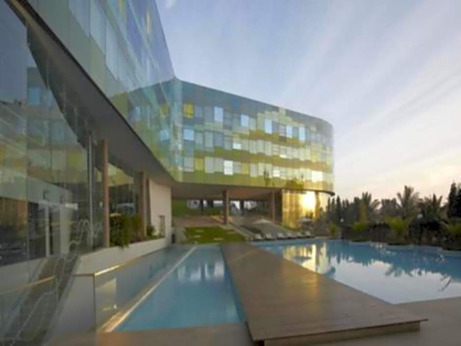 Vivanta Bengaluru, Whitefield